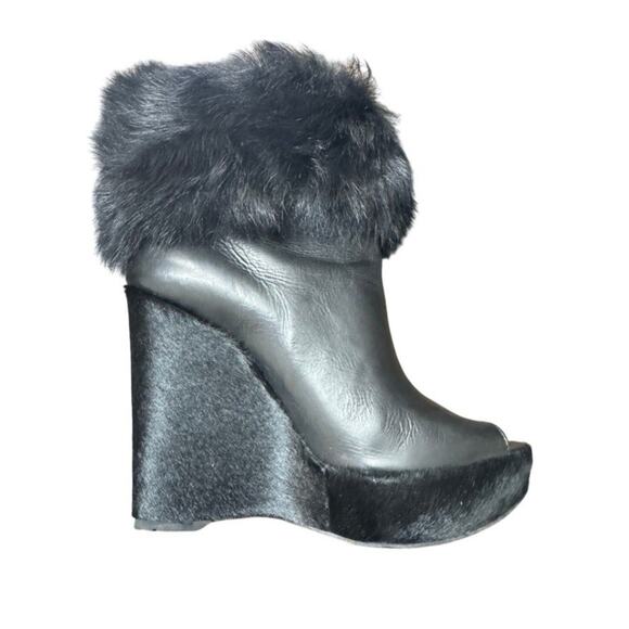 $1495 PRADA BLACK LEATHER AND FUR PEEP TOE BOTTIES BOOTS SHOES SZ 39 OR 8.5 - Picture 3 of 10